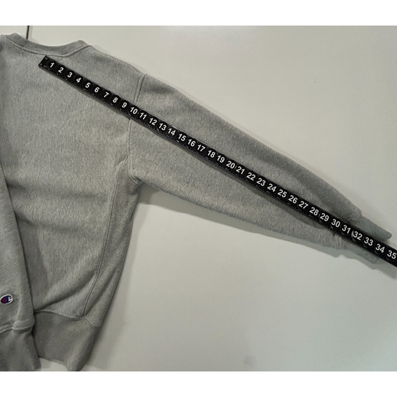 Champion Reverse Weave Sweatshirt Mens Medium Gray Fleece Lined Pullover - Picture 8 of 12